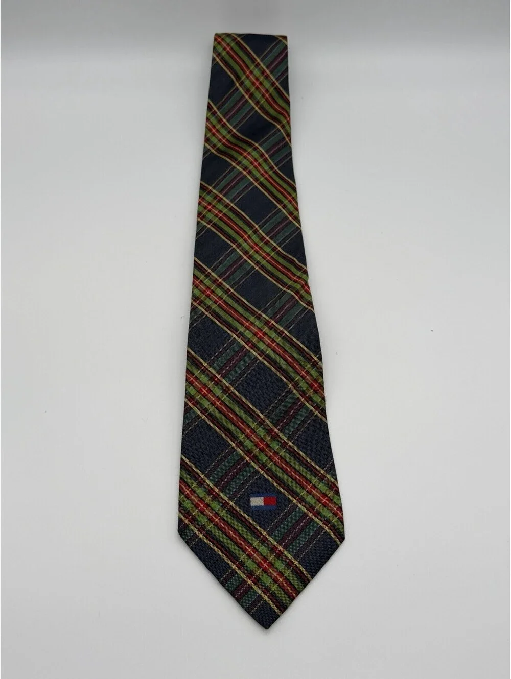 Tommy Hilfiger Mens Tie Plaid Tartan Flag Logo Silk Necktie Multicolor